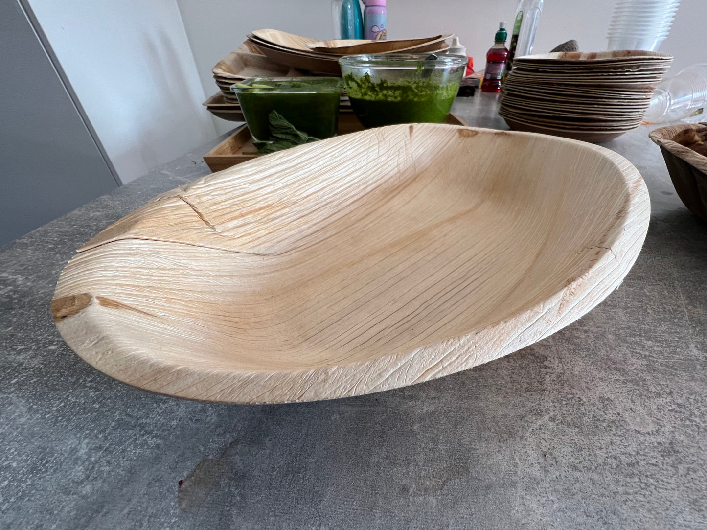 X Large Salad Serving Dish (13"/33cm, Palm Leaf)